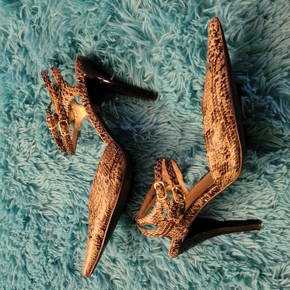 Diba Snakeskin Print Pointed Toe Heels Size 7.5 - Picture 2 of 9